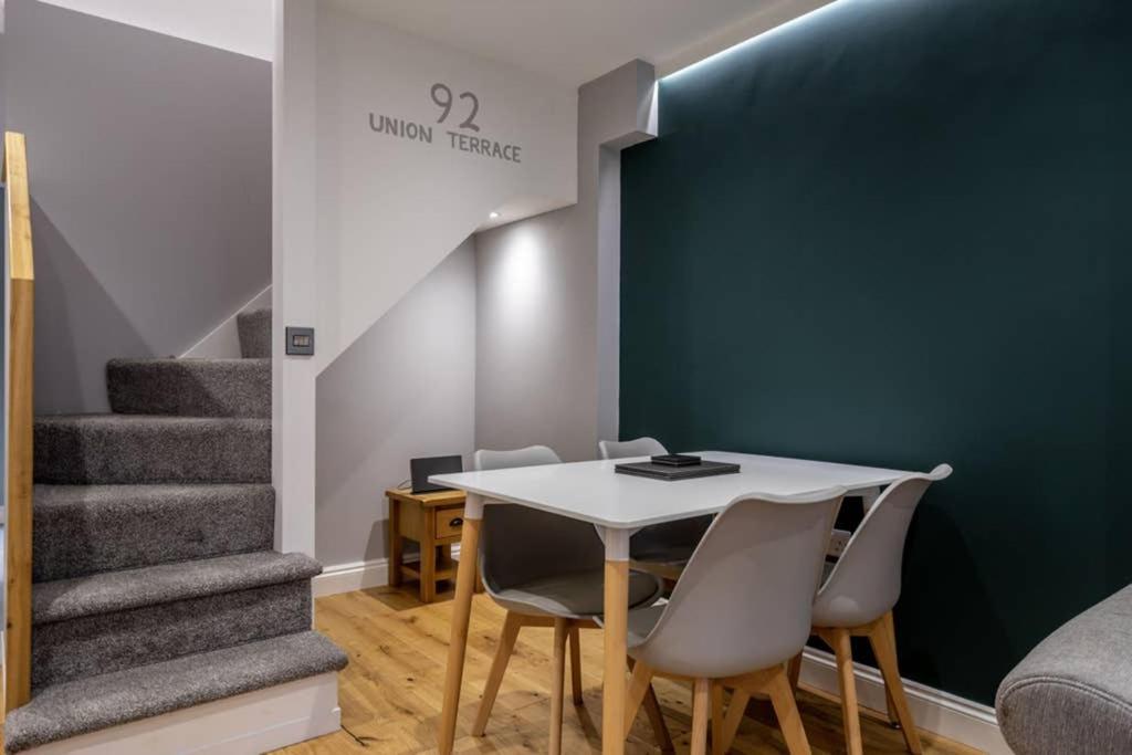 92 Union Terrace Image 1