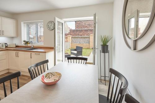 Host & Stay - Riftswood at Ruby Image 2