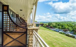 Holiday Inn Leeds Brighouse, an IHG Hotel Image 1