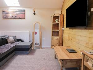 Dovecote Cottage Image 1