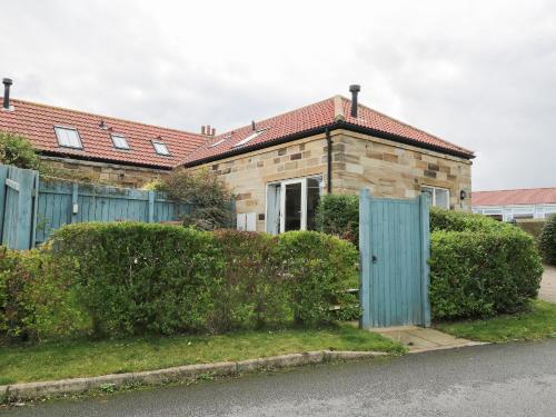 Mallard Cottage, Whitby Image 3