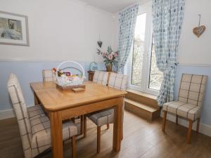Potter Hill Cottage Image 4