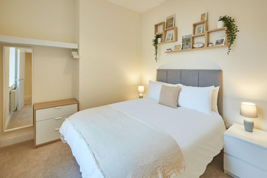 Host & Stay - South Cliff Apartment Image 2