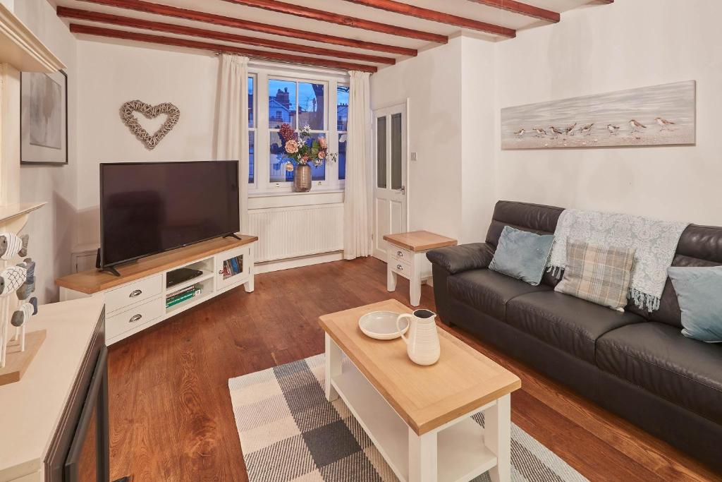 Host & Stay - Cobble Cottage Image 3