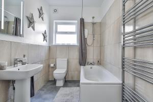 Hidden Gem-Open To Book-Super Location Image 2