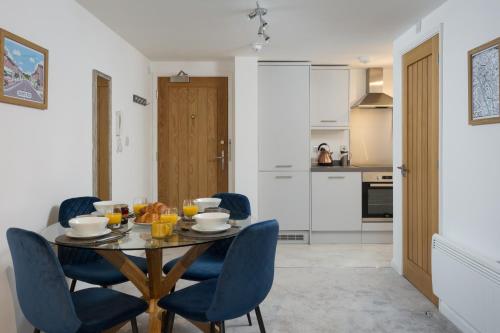 The Aura Suite Image 1