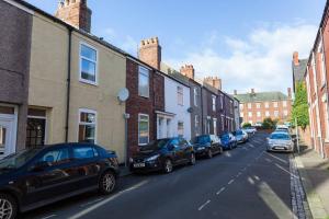 Relaxing 2-Bed House Guisborough - Sofabed Option Image 3