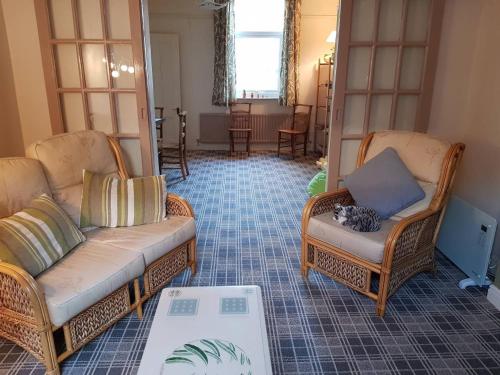 Relaxing 2-Bed House Guisborough - Sofabed Option Image 2