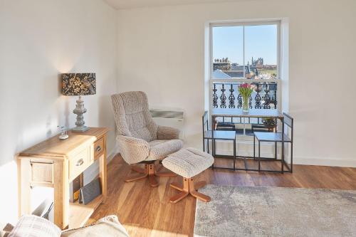 Host & Stay - The Salt Nook Image 2