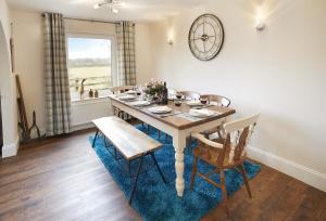 Riverside Farm Cottage