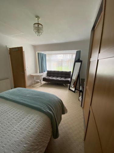 14 Easby Lane Image 3