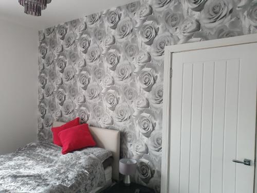 Cosy Double Room Image 2