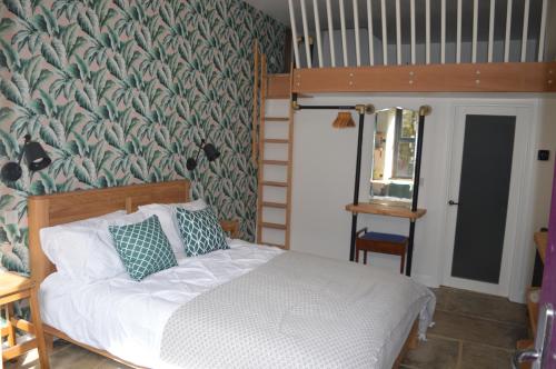 Grooms House Image 3
