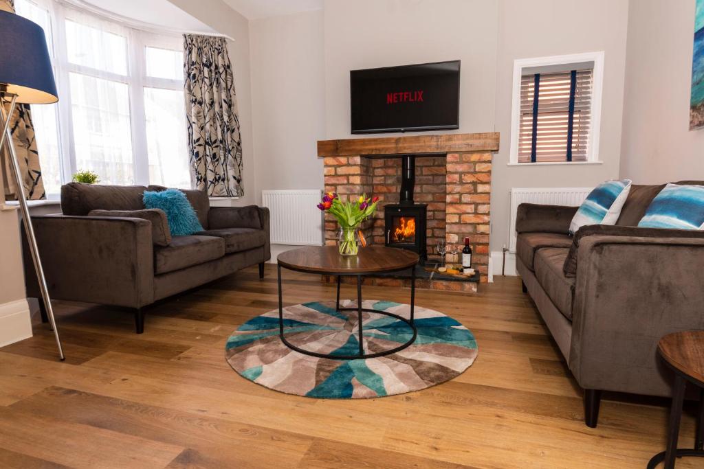 Breakspeare House Image 2