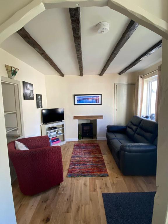 Bolthole Cottage Image 2