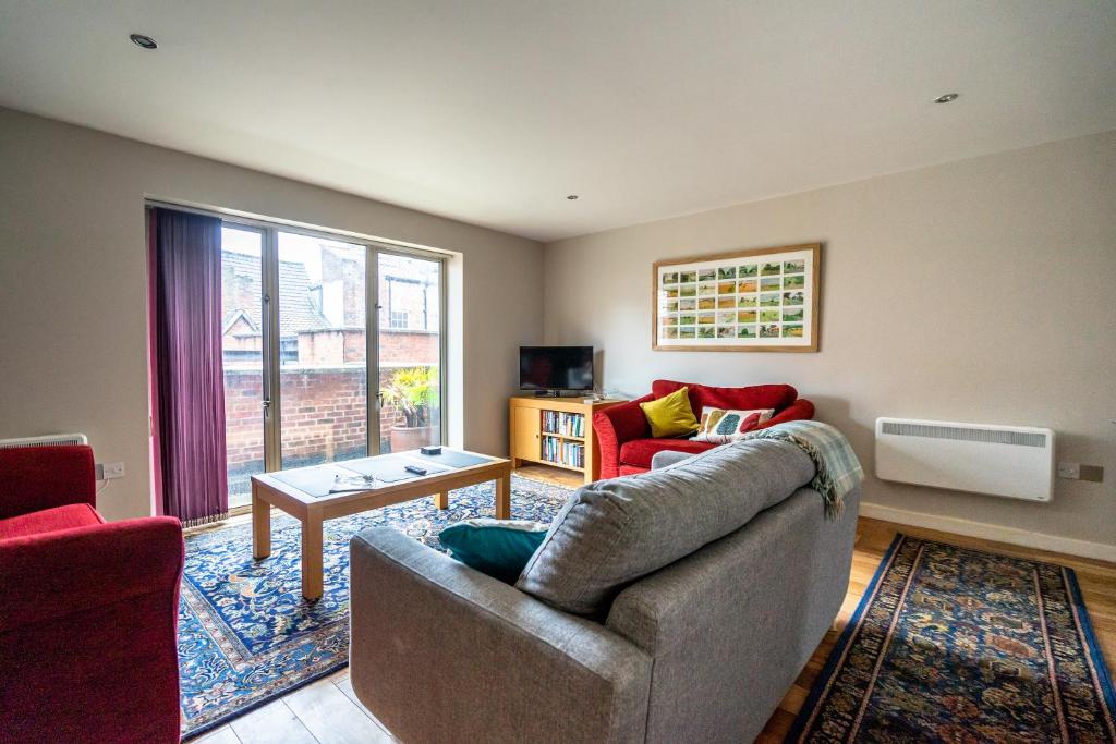15 Stonegate Court Image 1