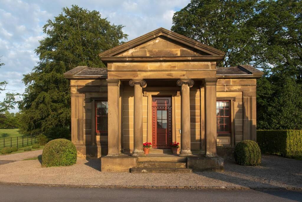 Low Lodge Image 1