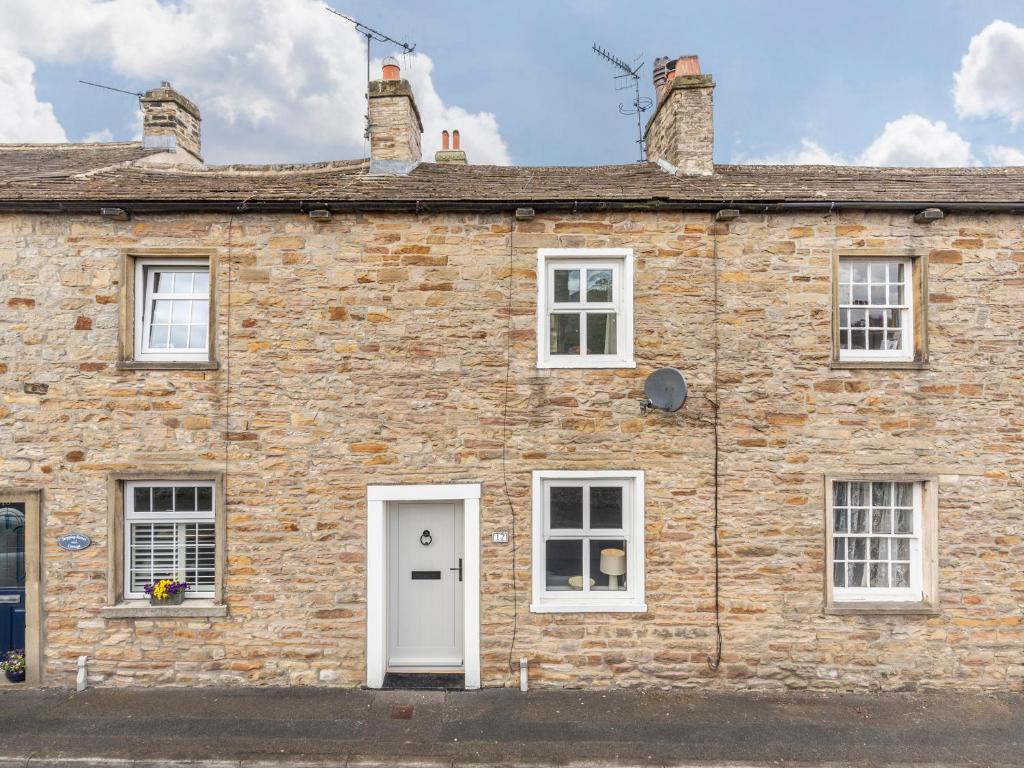 Riverstone Cottage Image 1