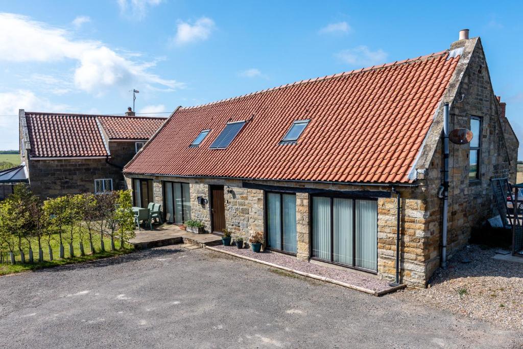 MILLSTONE COTTAGE - Yorkshire Coast Holiday Lets Image 2