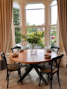 The Garden Room Image 2