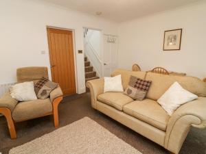 Town Cottage Image 2