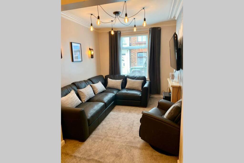Durham House - Fantastic Location and Great Price in Scarborough Image 3