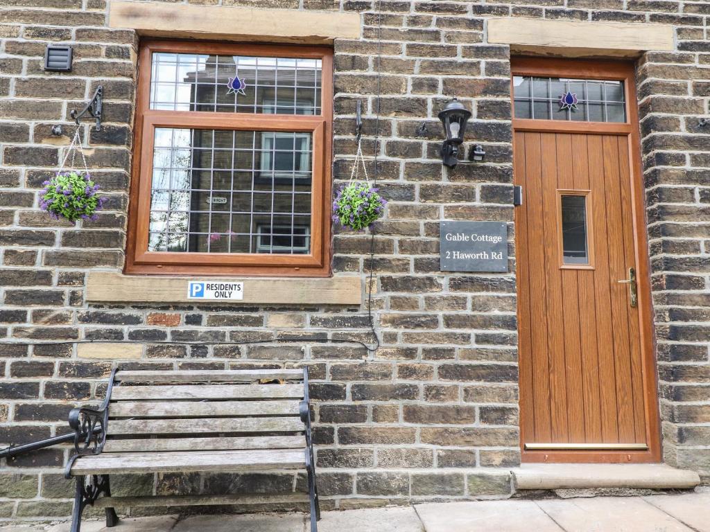 Gable Cottage Image 1