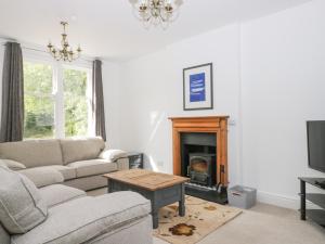 Applegarth Image 2