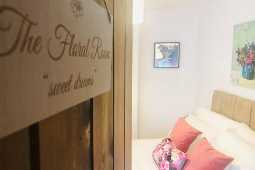 Mews Cottage Harrogate Image 2