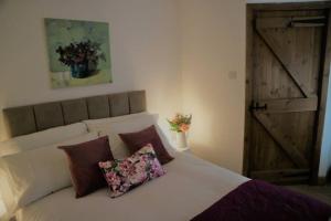 Mews Cottage Harrogate Image 3