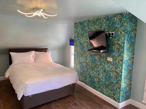 The Black Swan Hotel Image 2