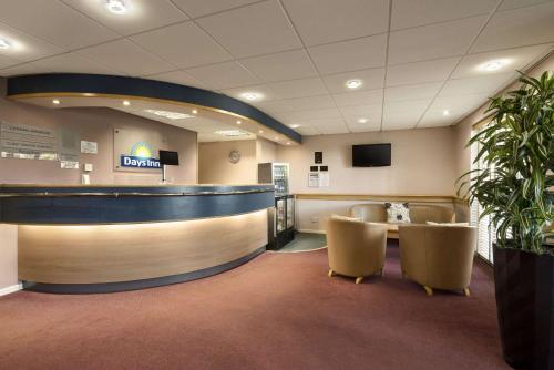 Days Inn Hotel Bradford - Leeds Image 1