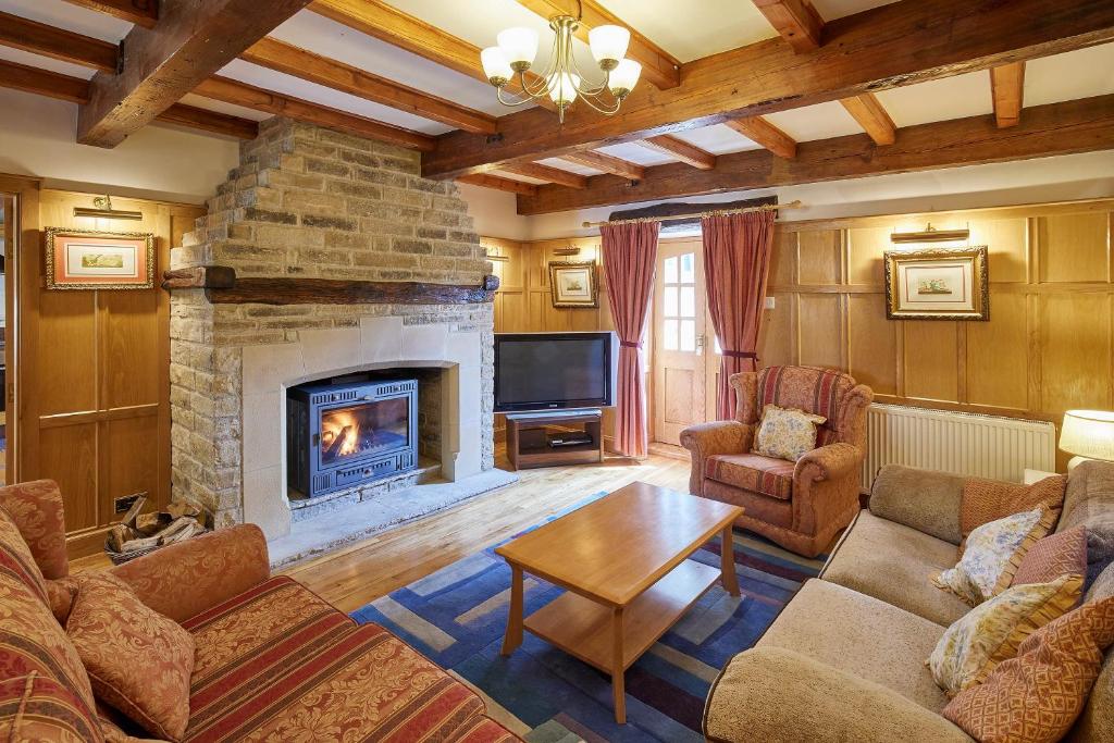 Host & Stay - The Cottage Barn Image 3