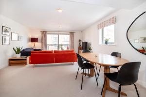 City Apartments - John Walker House Image 3
