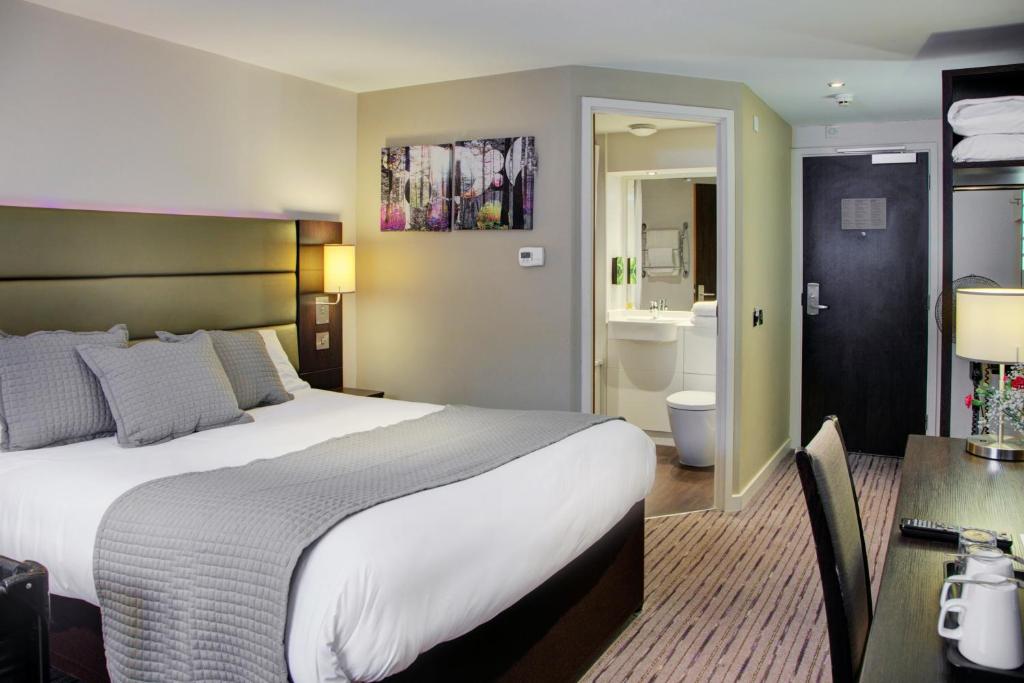 Fortune Huddersfield; Sure Hotel Collection by Best Western Image 2