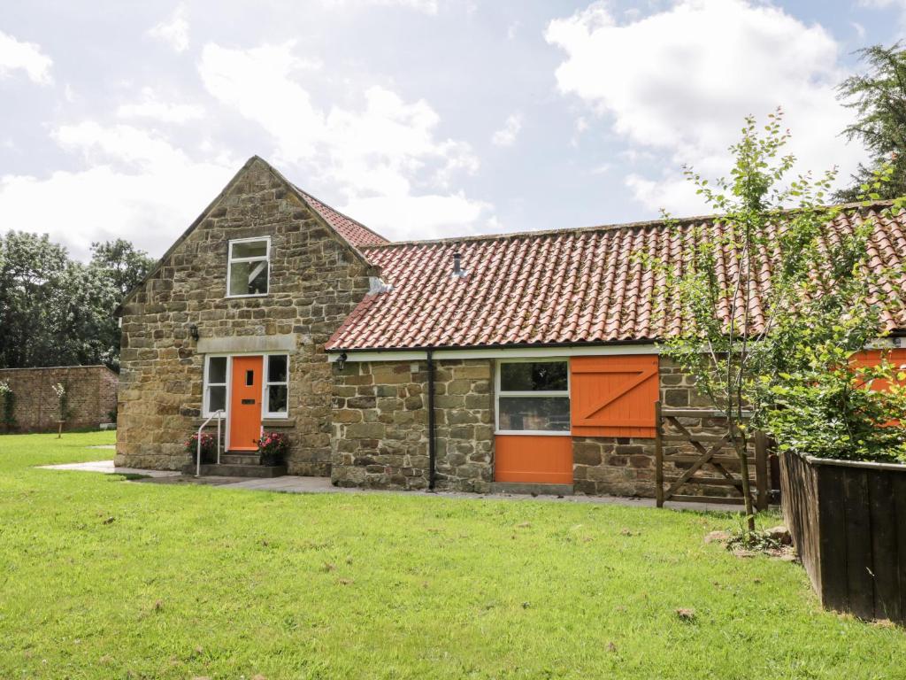 Plum Cottage Image 1