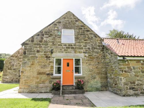 Plum Cottage Image 3