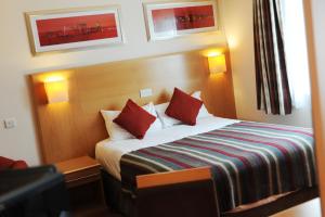 Village Hotel Hull Image 2