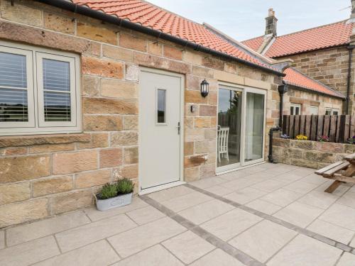 Shipswheel Cottage Image 2