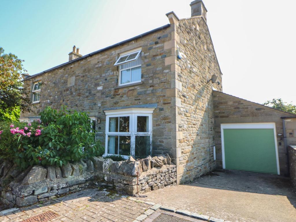 10 Old School Close, Leyburn Image 1