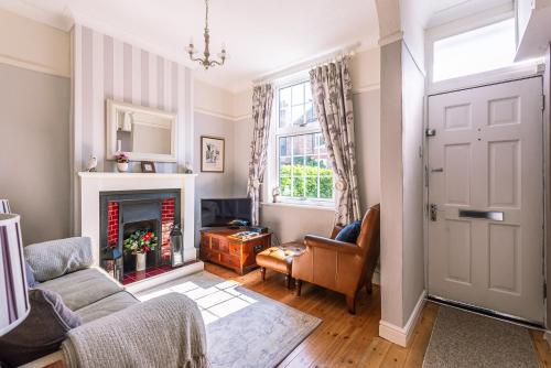 15 Brownlow Street Image 3