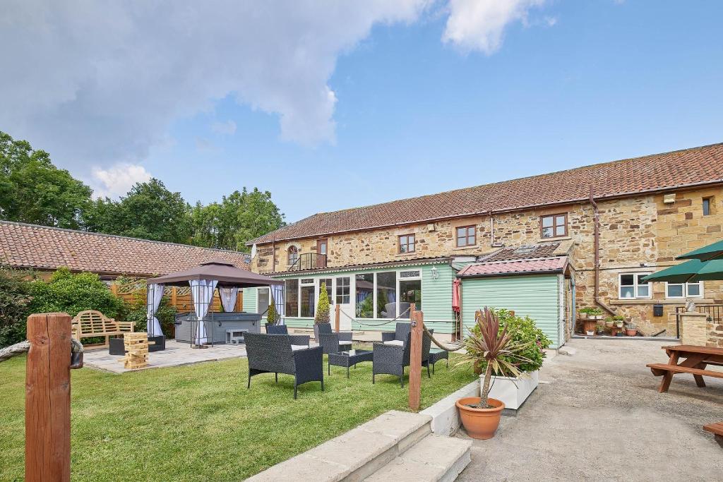 Host & Stay - The Arches Country House Image 2