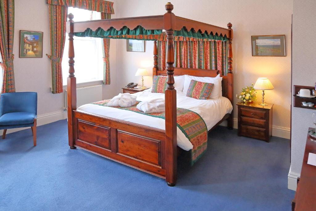 Saxonville Hotel Image 1