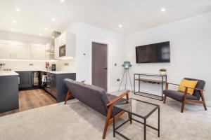 The Old Hotel Luxury apartments Image 3