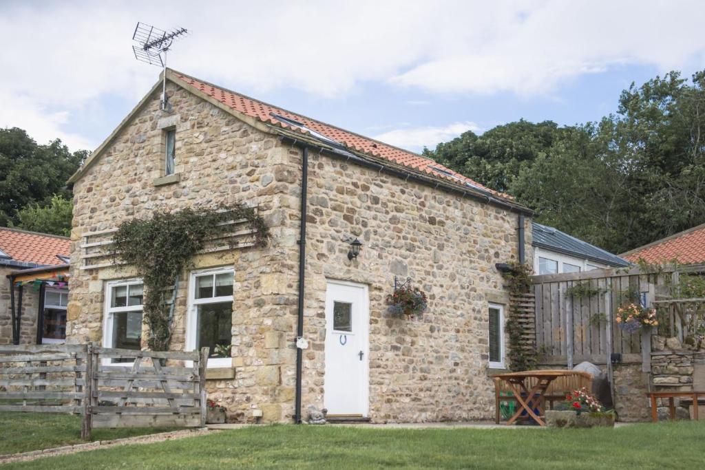 Winsbury Cottage Image 2
