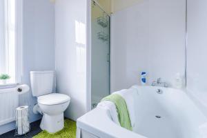 Woodside House by Lavender Stays Image 2