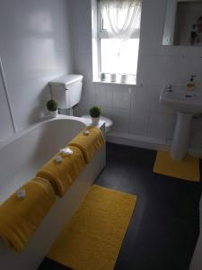 The Vale Apart Hotel Image 3