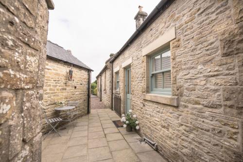 Poacher's Cottage Image 3