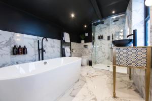 Casa Del Artista - Craven - An Exquisite Getaway! Image 1