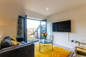 18 St Johns Mews Image 3